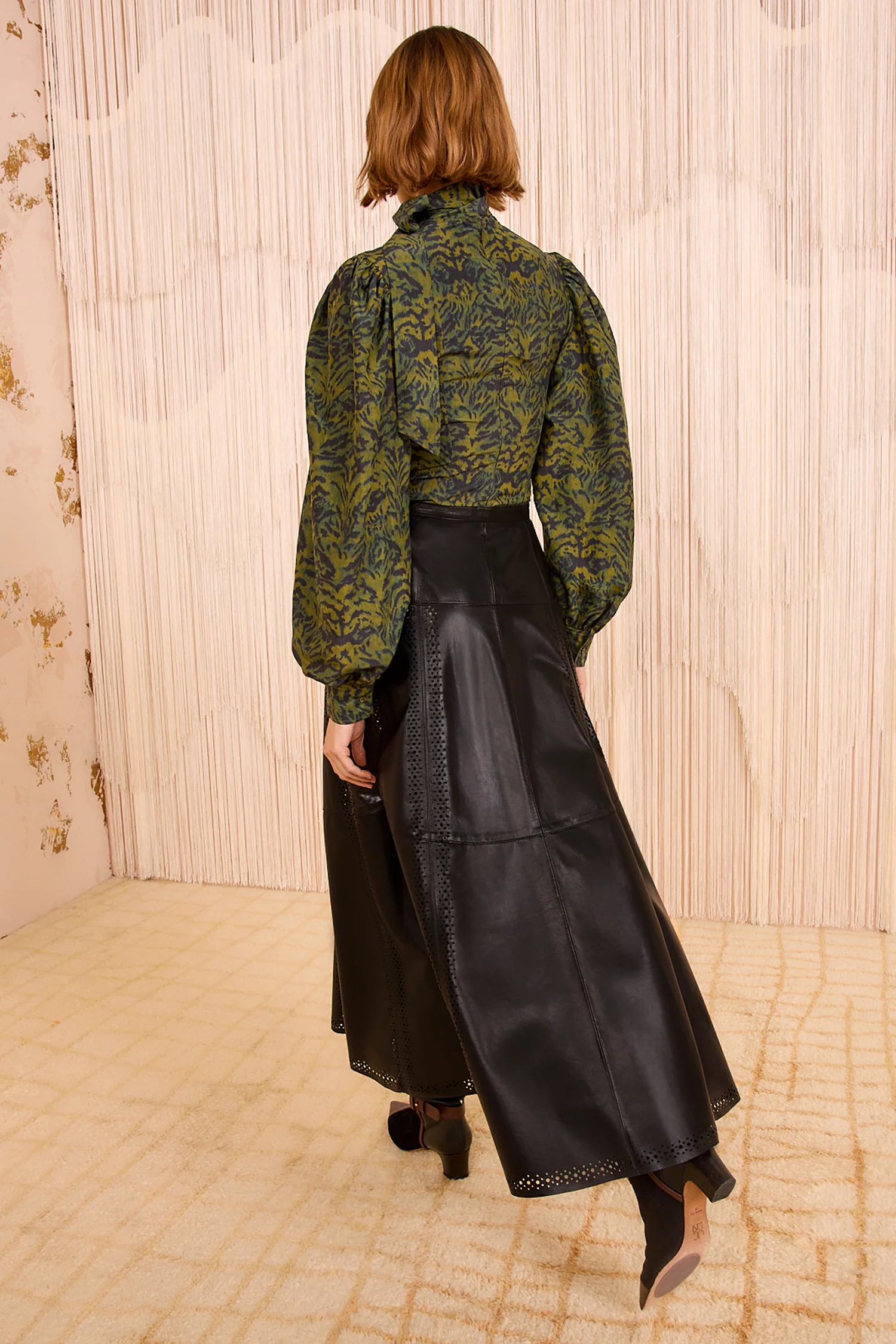 Aninda Leather Midi Skirt - Noir - Image 4