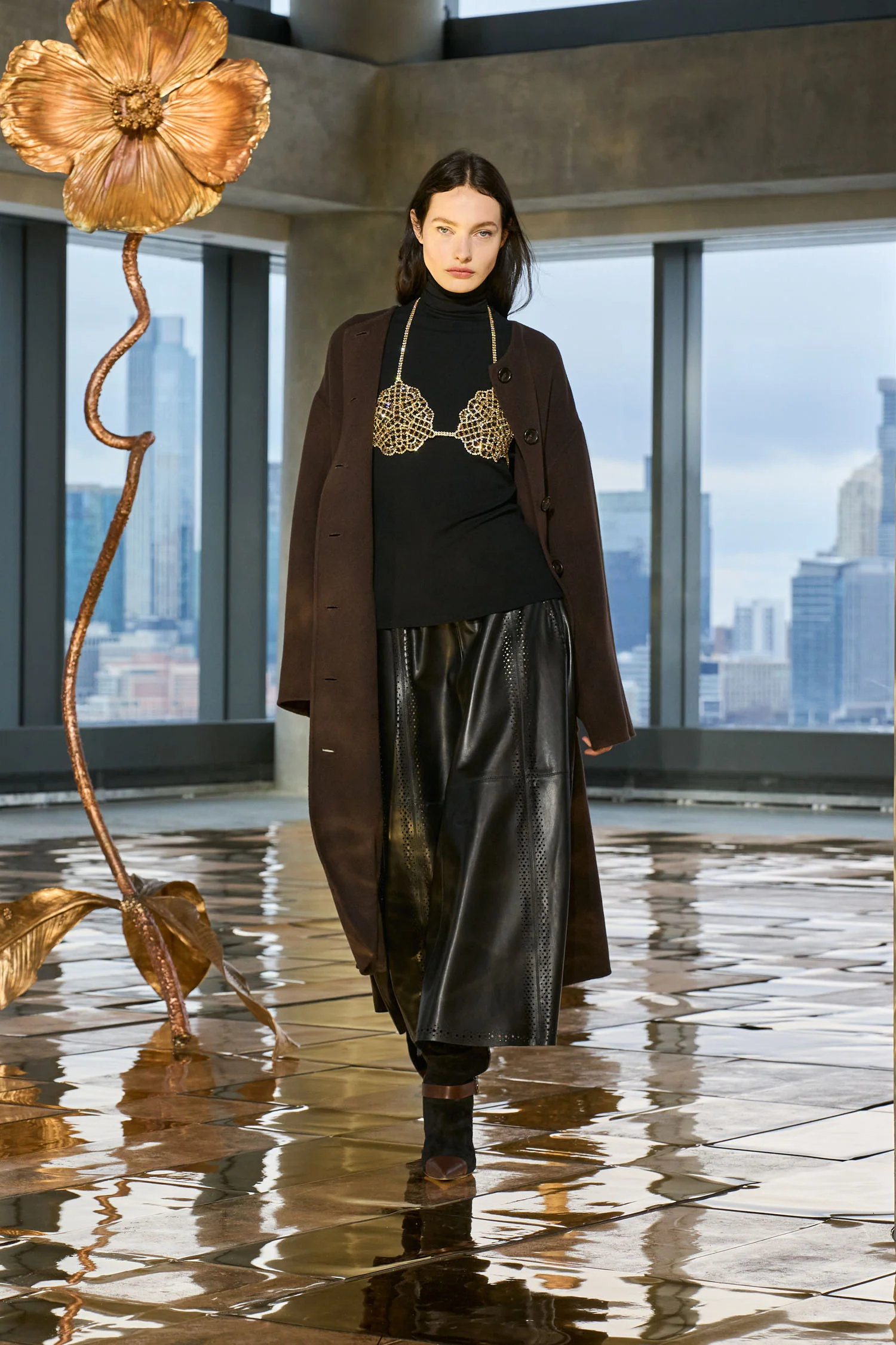 Aninda Leather Midi Skirt - Noir - Image 6